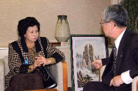 Soga wants to consult spouse on permanent return to Japan